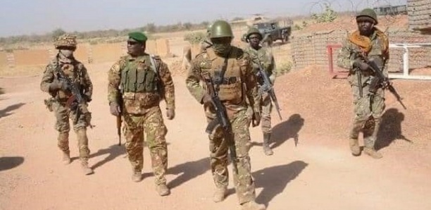 L’Etat-major Général des Armées interdit les civils de porte l’uniforme militaire